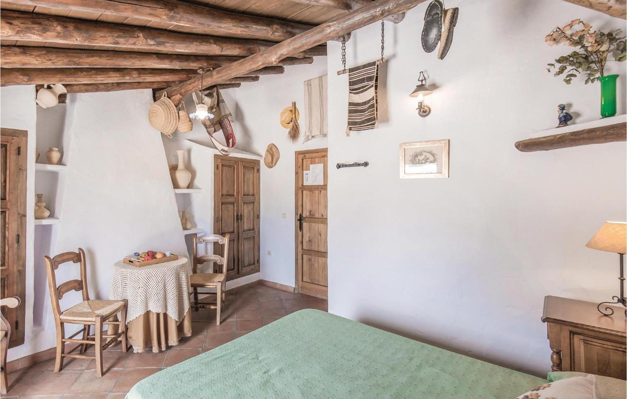 Cozy Home In Zahara De La Sierra With Kitchen 외부 사진