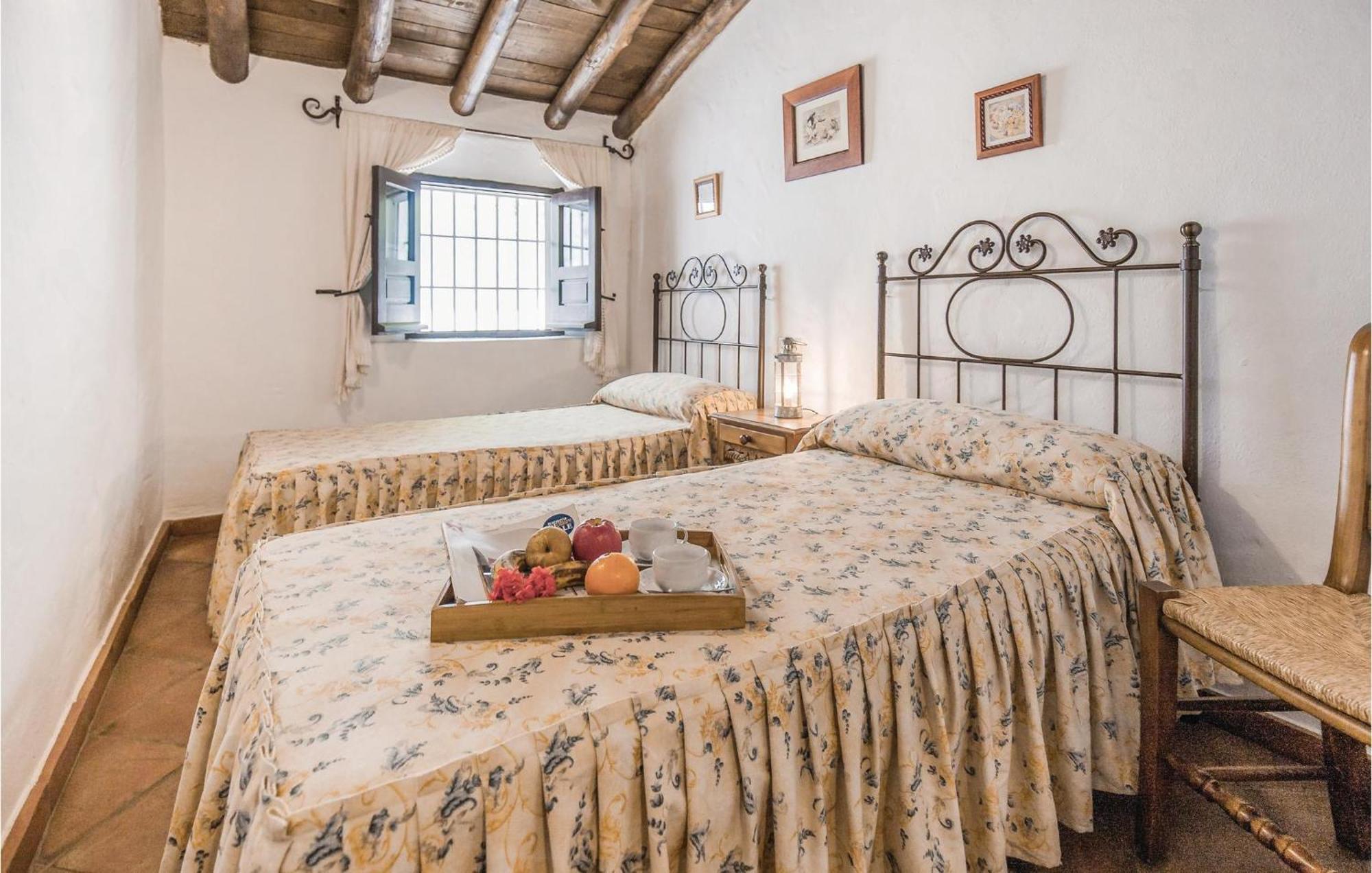 Cozy Home In Zahara De La Sierra With Kitchen 외부 사진