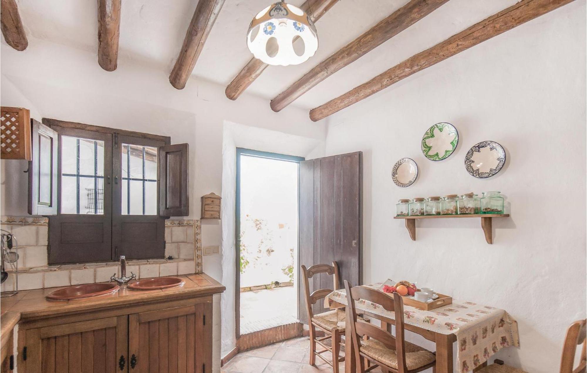 Cozy Home In Zahara De La Sierra With Kitchen 외부 사진
