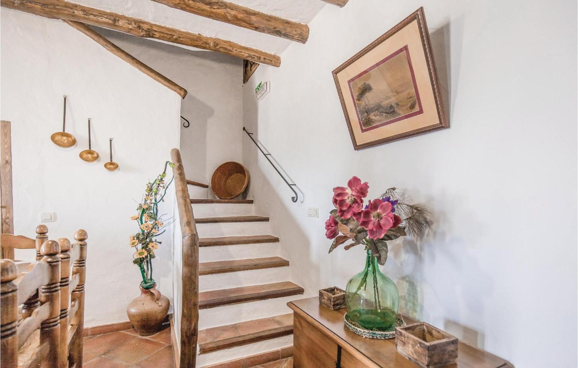 Cozy Home In Zahara De La Sierra With Kitchen 외부 사진