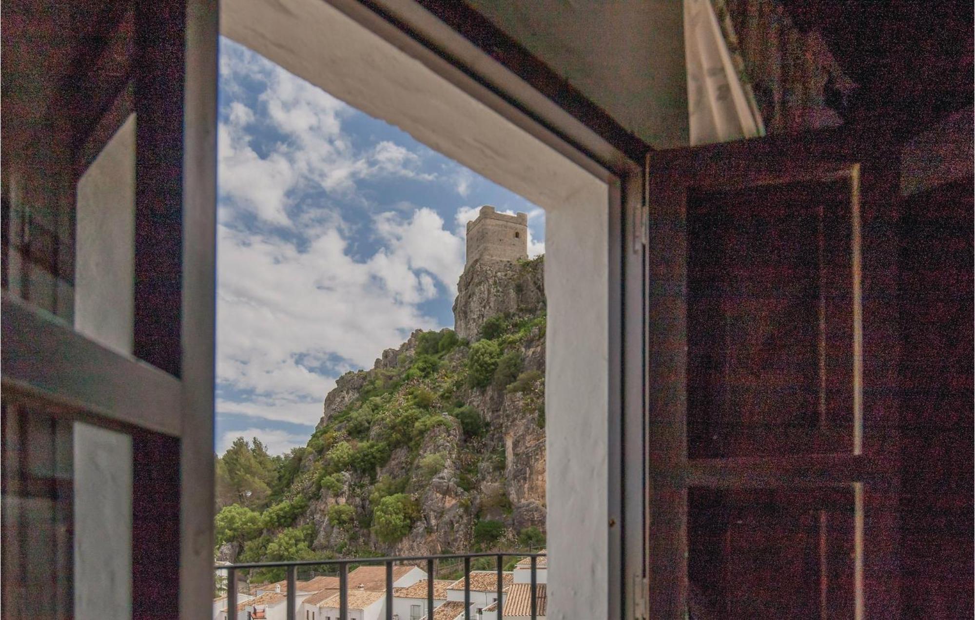 Cozy Home In Zahara De La Sierra With Kitchen 외부 사진