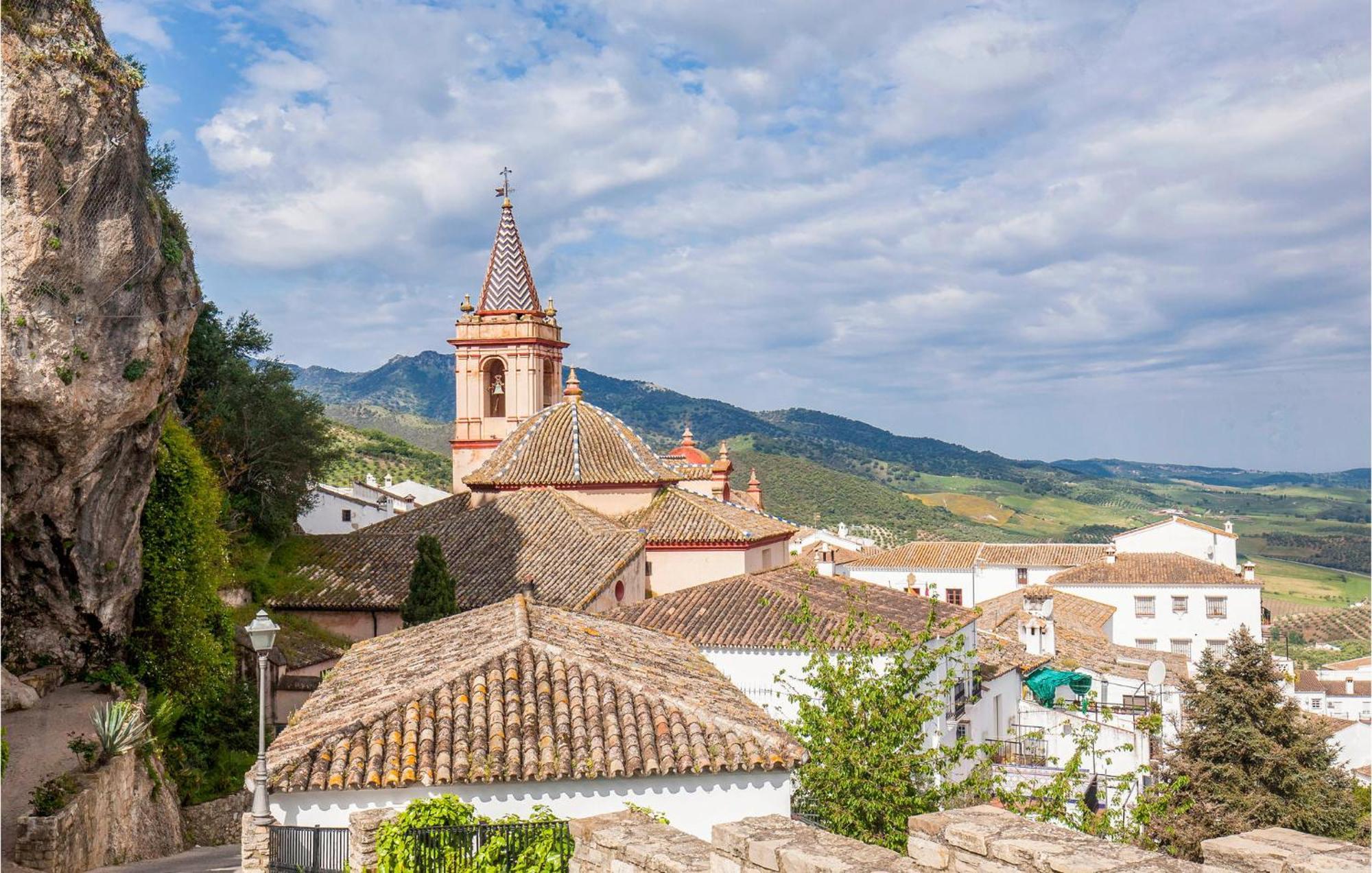 Cozy Home In Zahara De La Sierra With Kitchen 외부 사진